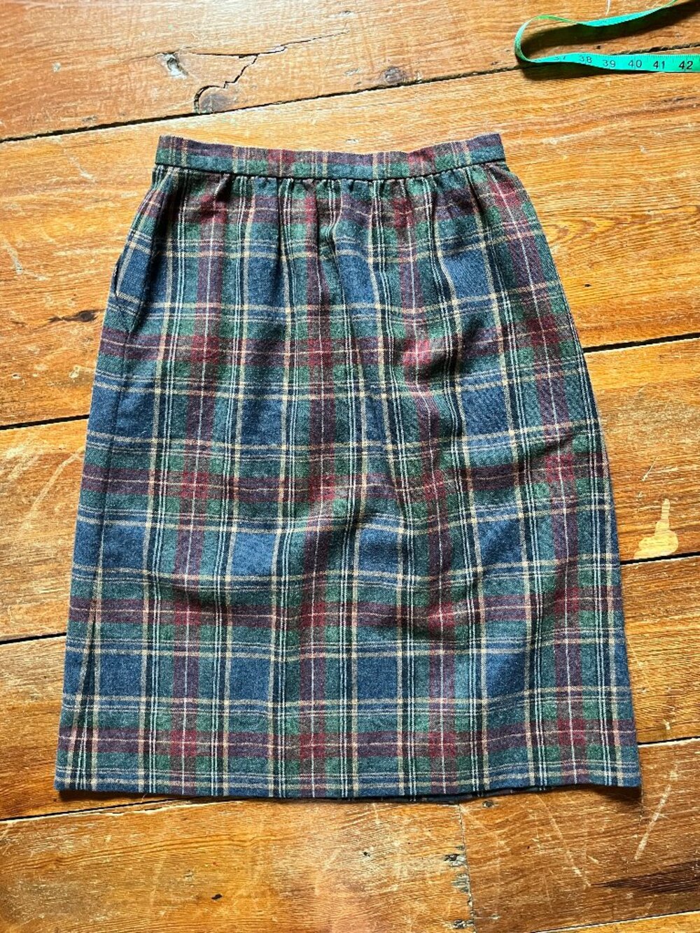 Lovely Plaid Wool Pencil Skirt, Office, Vintage, Retro, Preppy